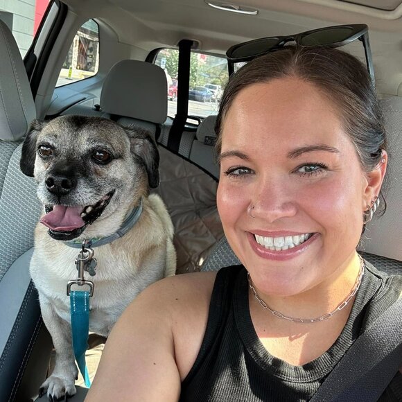 Meet your Poshers, Mary and Bill! - Picture 10 of 10